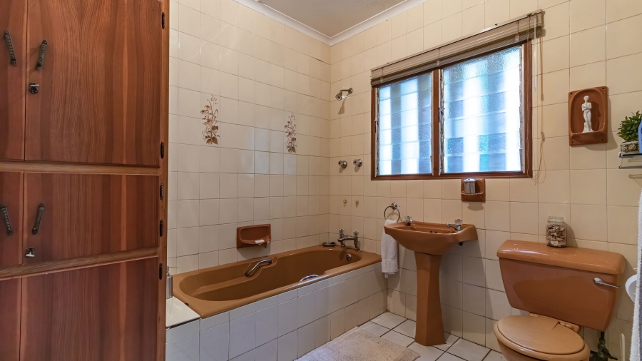 3 Bedroom Property for Sale in Kaffrarian Heights Eastern Cape